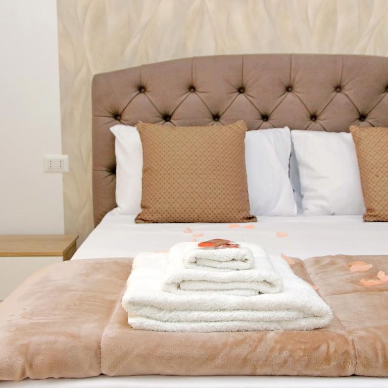 White Wood House - Appartement 2 Chambres avec Balcon - 45