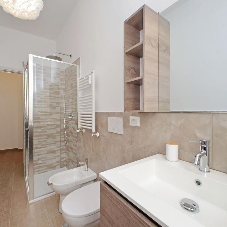 White Wood House - Appartement 2 Chambres avec Balcon - 66