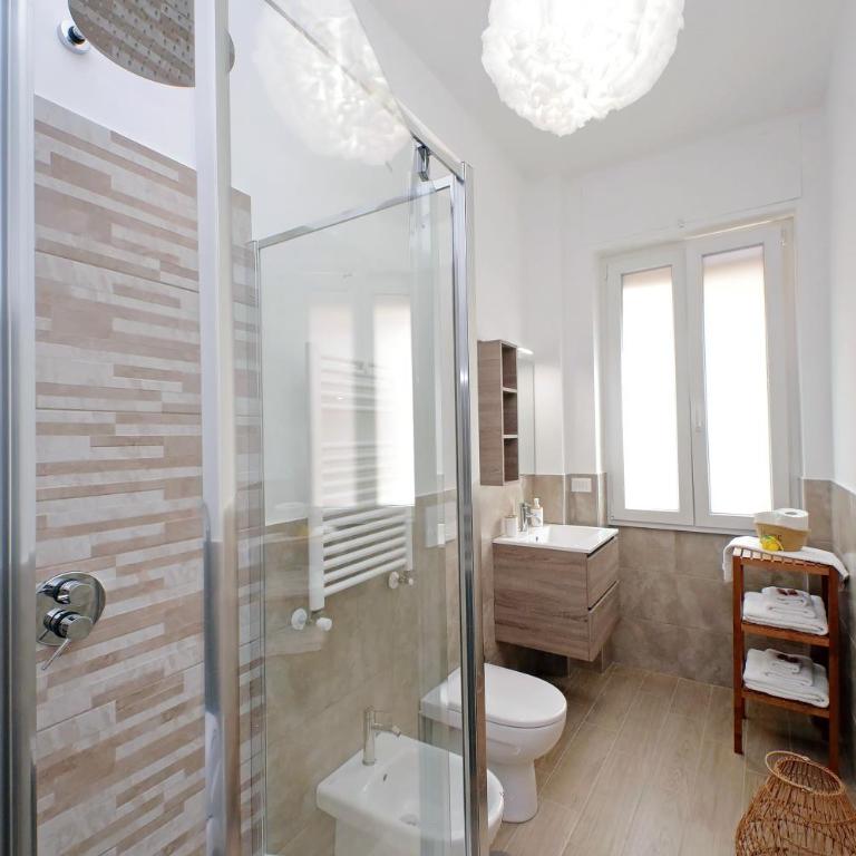 White Wood House - Appartement 2 Chambres avec Balcon - 86