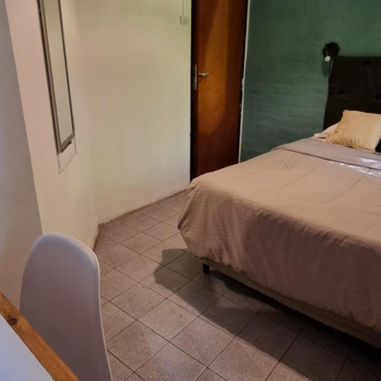 Clover Hostel - Habitación Doble Estándar con baño compartido - 5