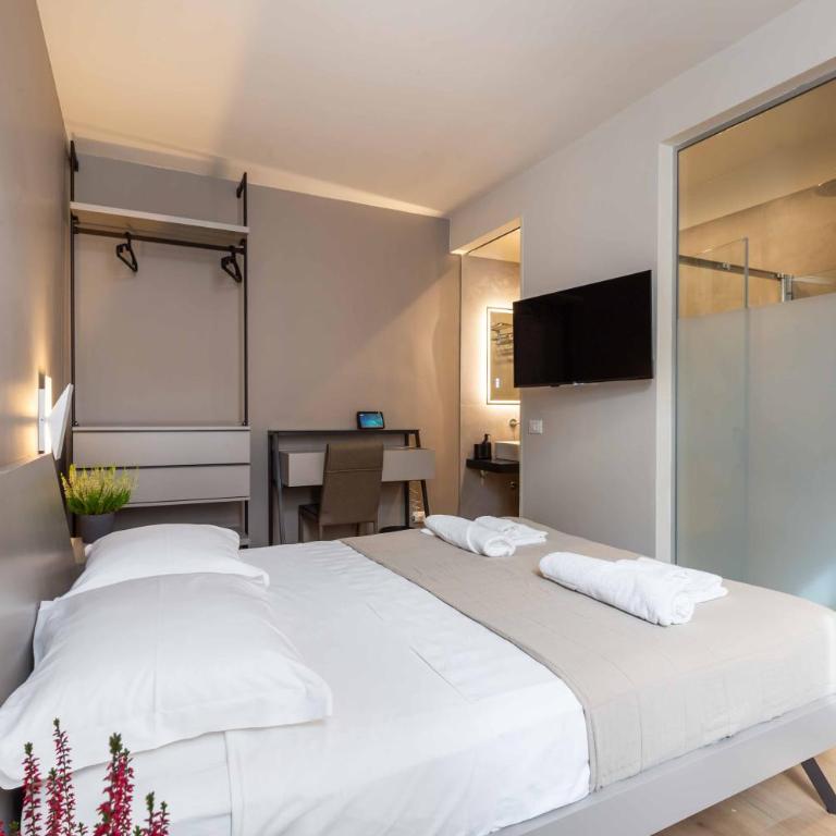 LUMINA3 Luxury Room ROME - Camera King Deluxe - 8