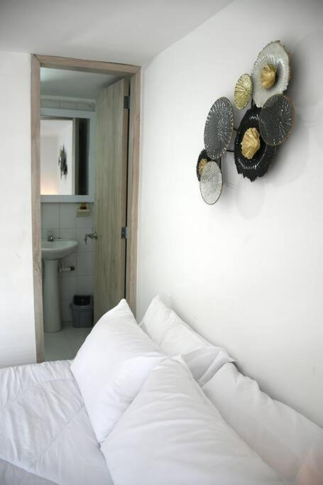 Divino Apartamento Moderno con la Mejor Ubicación - One-Bedroom Apartment - 8