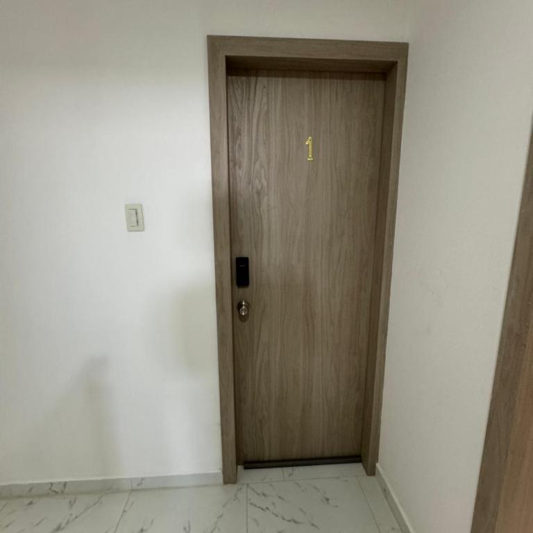 Habitación en casa compartida - No fumadores - Superior Queen Room - 1