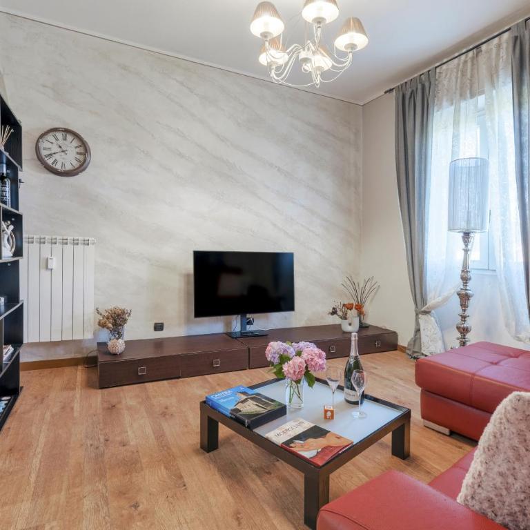 - Lake Bliss - Two-Bedroom Apartment - 58