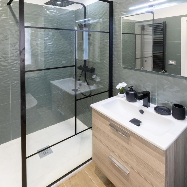 Maison Teresa Up to 6 Guests FreeParking 2 Bathrooms - Appartamento con 2 Camere da Letto - 14