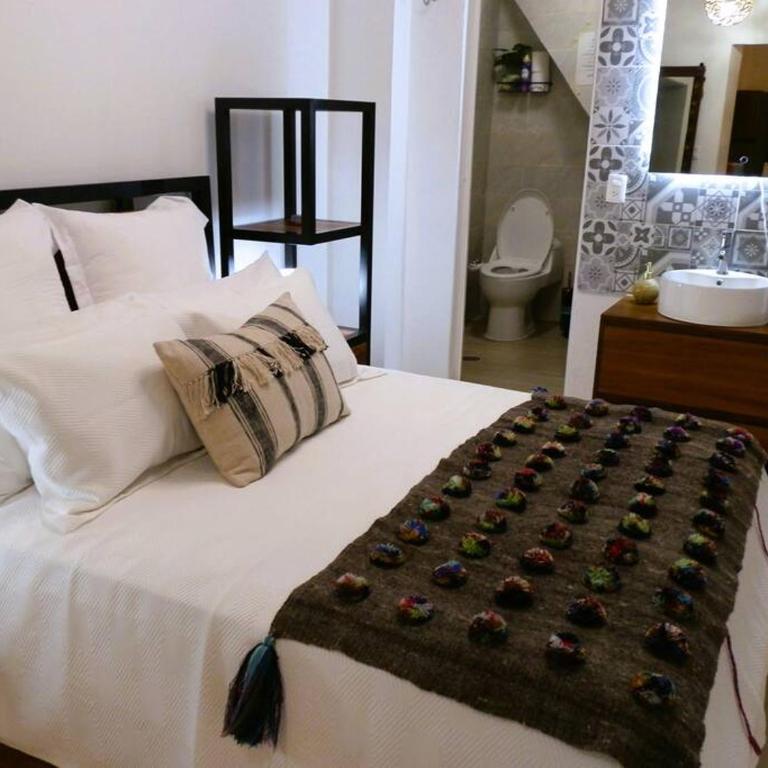 Casa de Pinguinos - One-Bedroom Apartment - 1