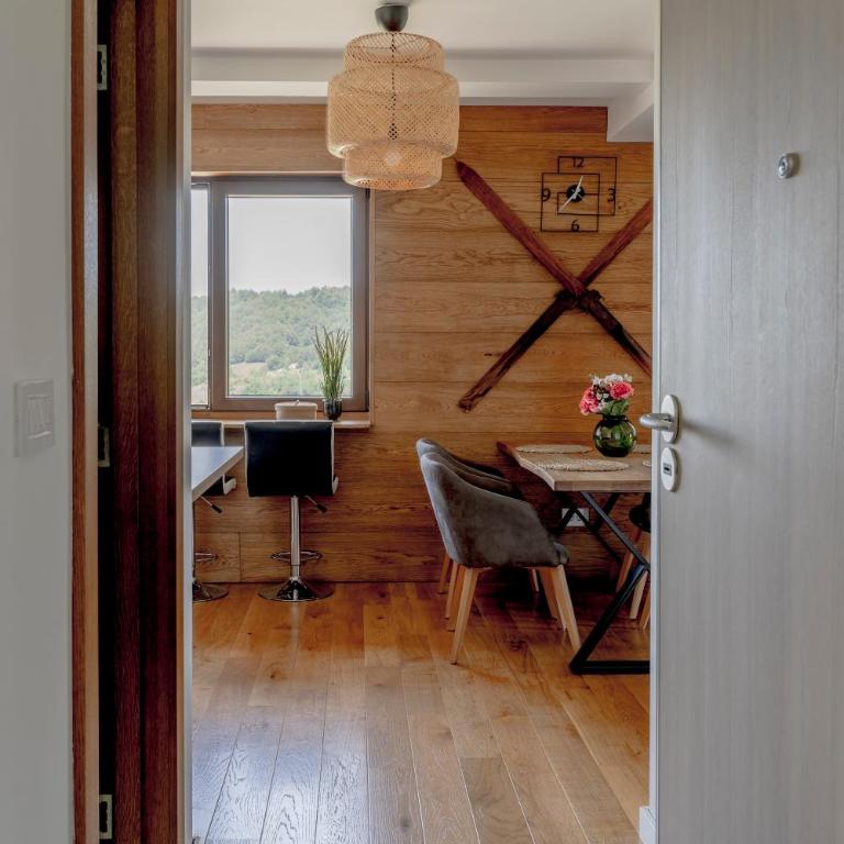 Apartman Rustic 85m2 - Two-Bedroom Apartment - 59