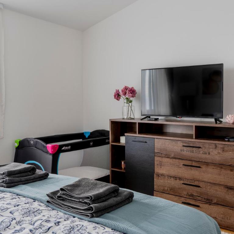 Apartman Rustic 85m2 - Two-Bedroom Apartment - 32