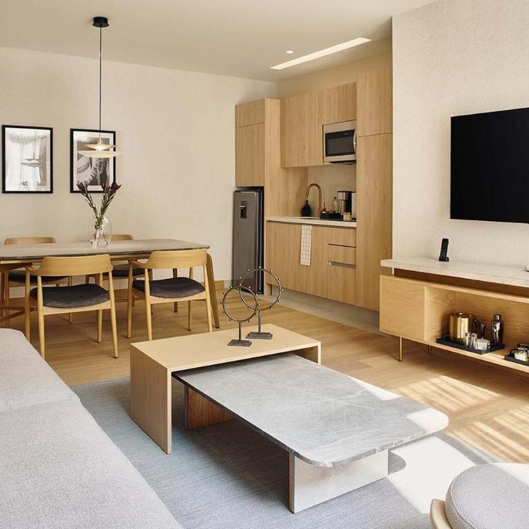 Isabella by Viadora - Deluxe One-Bedroom Apartment - 2