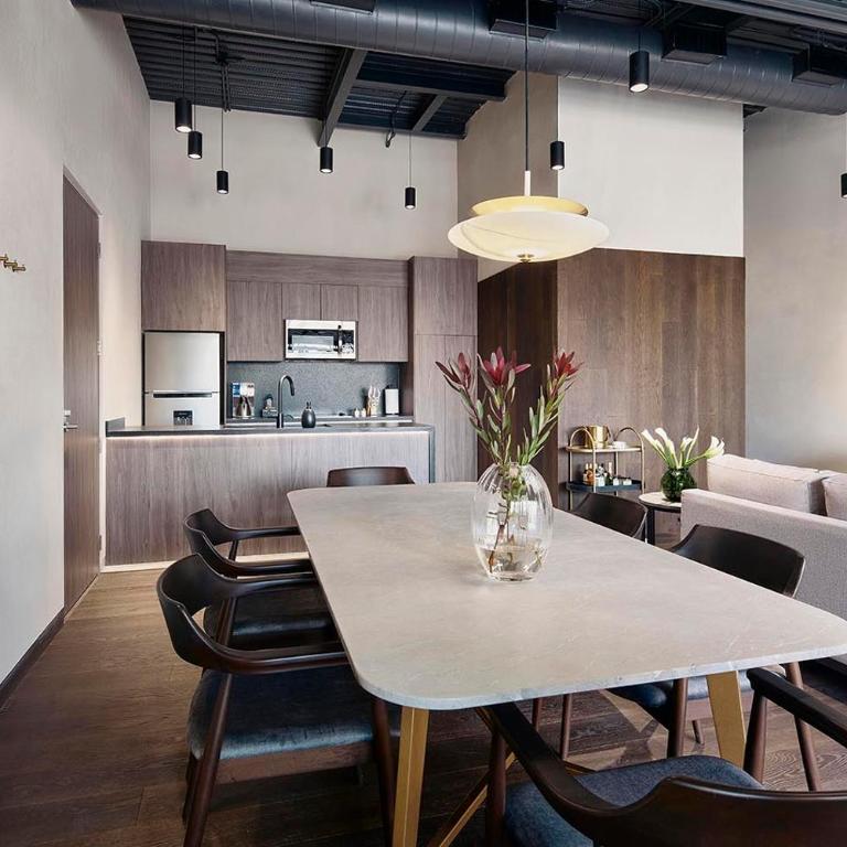 Isabella by Viadora - Three-Bedroom Deluxe Apartment - 7