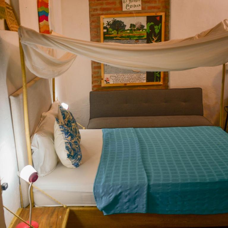 Hostel Pueblito Magico Mompós - Triple Room with Private Bathroom - 12