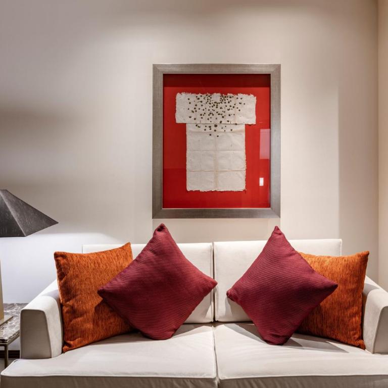 JW Marriott Hotel Bogotá - Suite Junior con cama extragrande y acceso al salón - 4