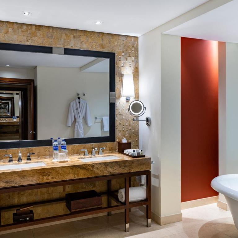 JW Marriott Hotel Bogotá - Suite Presidencial con 1 dormitorio y acceso al salón executive - 9
