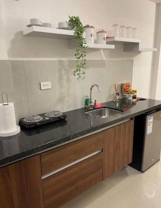 Dpto 36 - Fino y Elegante Dpto en Equipetrol - Apartamento de 1 dormitorio - 6