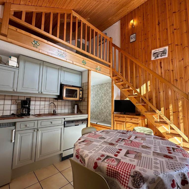 Duplex 2 chambres au cœur de Morillon pour 4 personnes - Appartamento con 2 Camere da Letto - 2