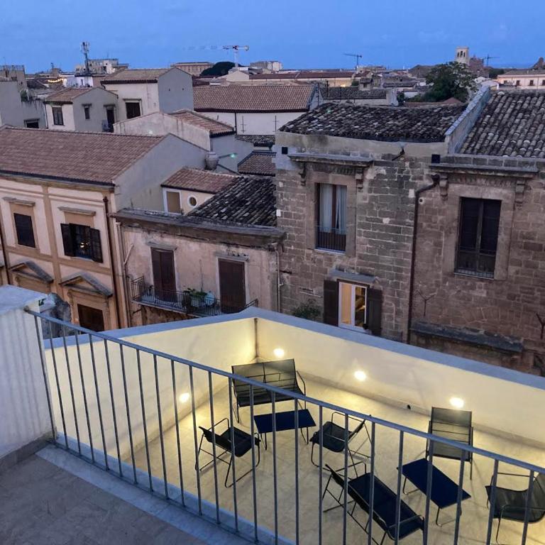 B&B Garibaldi - Deluxe Double Room (2 Adults + 1 Child) - 3