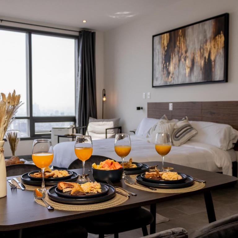 KingSize Suite in Reforma Jacuzzi & Awesome Mexico City View - Apartment with View and Balcony - 13