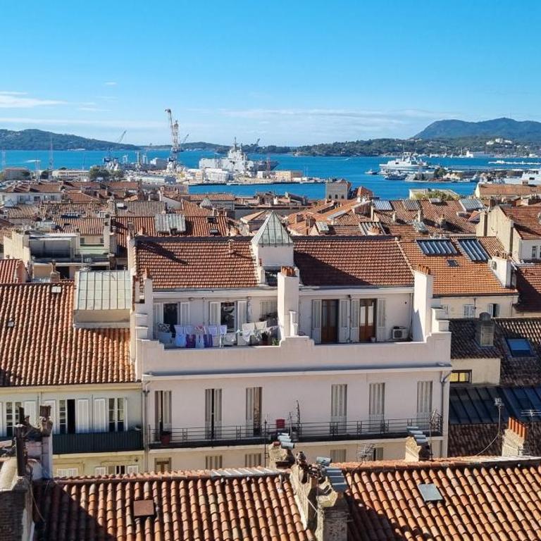 Vue Mer Panoramique - Gare et Port à Pied - 60m2 - Two-Bedroom Apartment - 1