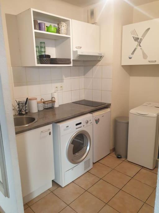L' Appartement du Quai Neuf Parking privé - Gare à 5min - Apartment mit 1 Schlafzimmer - 7