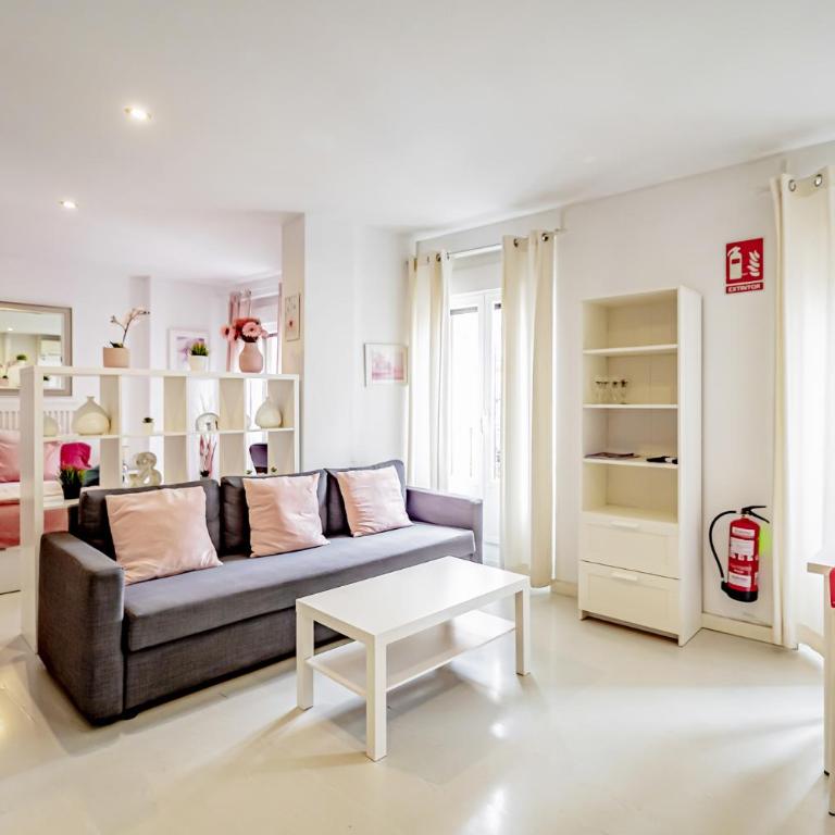 Atocha apartamentos zona Centro - One-Bedroom Apartment - 7