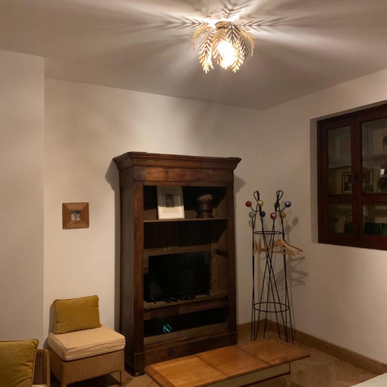 Charmant appartement sur cour, Le Cerisier - One-Bedroom Apartment - 24