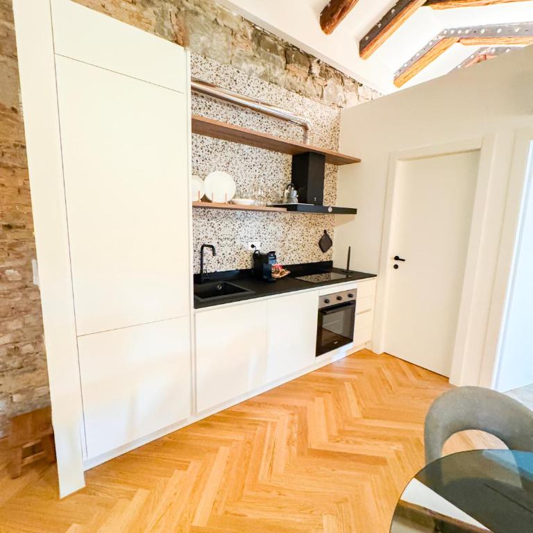 Trieste Boulevard Apartments app 2 - Appartamento con 2 Camere da Letto - 2