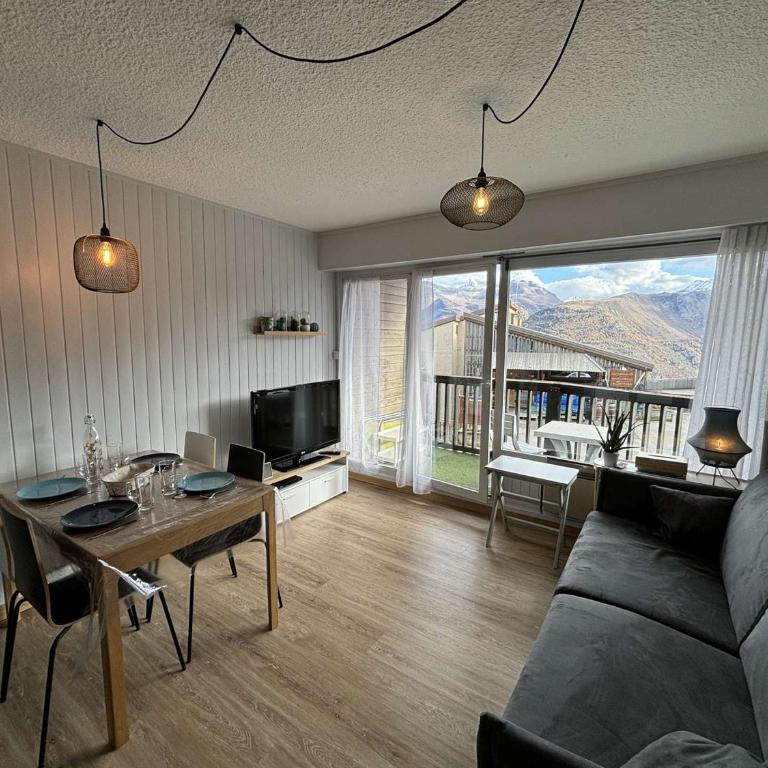 Studio cabine rénové, 4 couchages, pied des pistes, parking, balcon sud - FR-1-297-160 - Apartment - 6