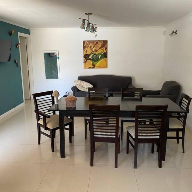 Casa con pileta y espacio techado para auto - Casa con 1 dormitorio - 7