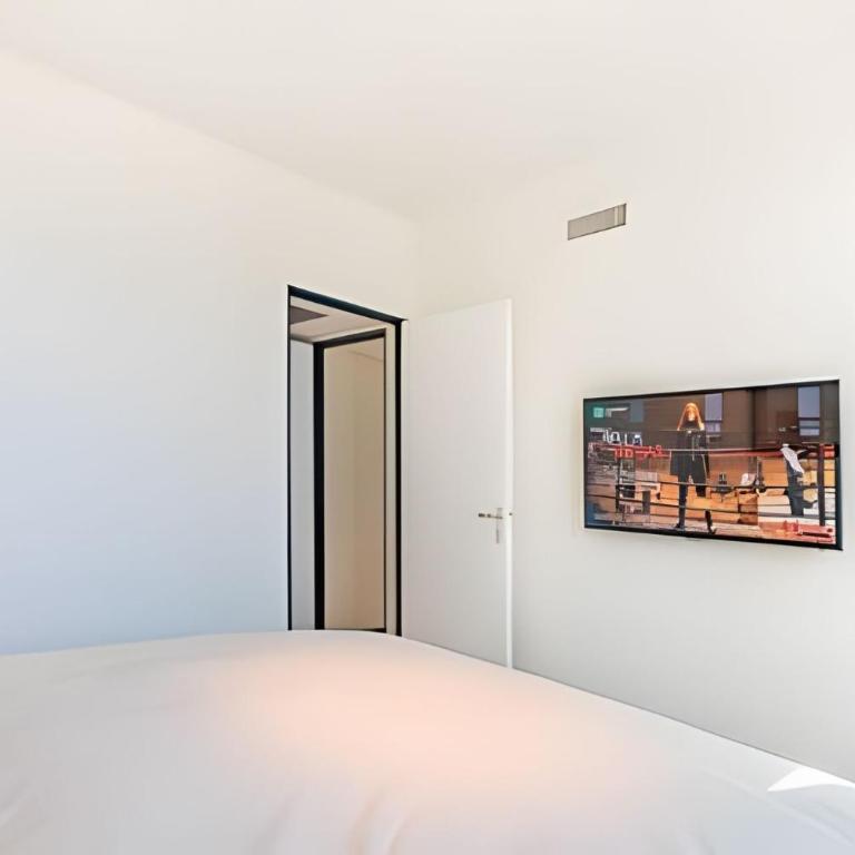 Experience Exclusive Chic Palermo High End Tower - Deluxe One-Bedroom Apartment with City View - 22