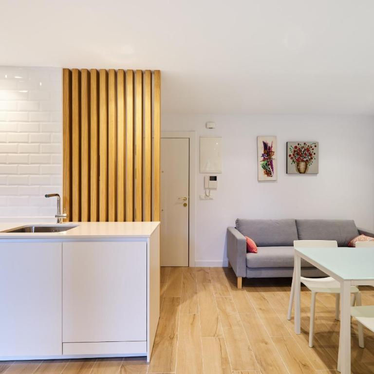 Clínica Universitaria y Hospitales by Clabao - Two-Room Apartment - 2