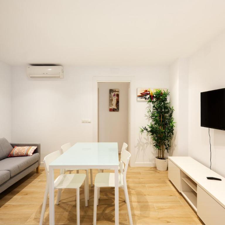 Clínica Universitaria y Hospitales by Clabao - Two-Room Apartment - 15