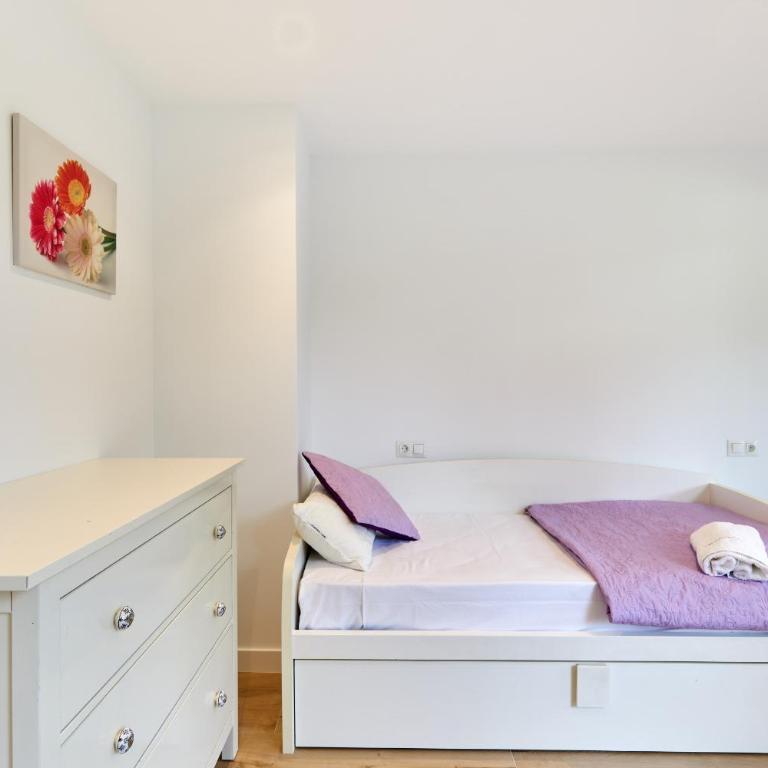 Clínica Universitaria y Hospitales by Clabao - Two-Room Apartment - 25