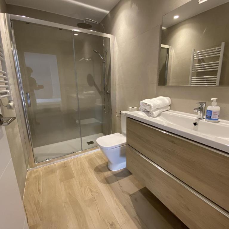Clínica Universitaria y Hospitales by Clabao - Two-Bedroom Apartment - 32