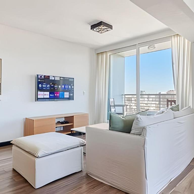 Experience Exclusive Chic Palermo High End Tower - Deluxe One-Bedroom Apartment with City View - 15