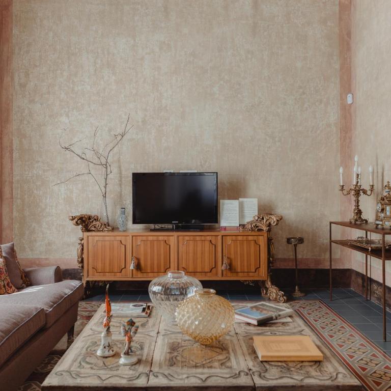 NUMEROUNO Arthouse - Apartment - 10