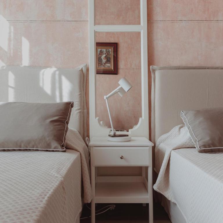 NUMEROUNO Arthouse - Apartment - 40