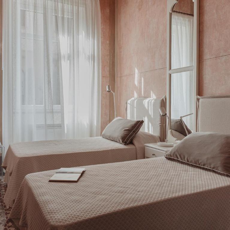 NUMEROUNO Arthouse - Apartment - 39