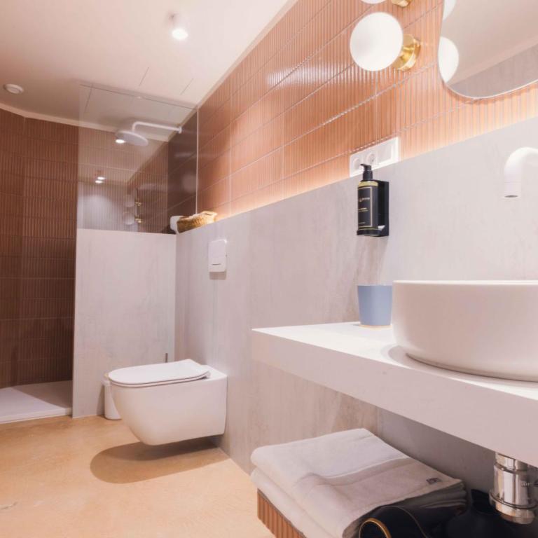 Los 6 by GRUPO CCOMMO - One-Bedroom Apartment - 12