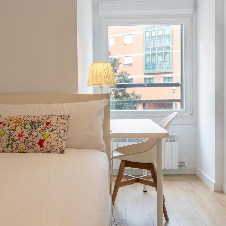 Clínica Universitaria y Hospitales by Clabao - Two-Bedroom Apartment - 40