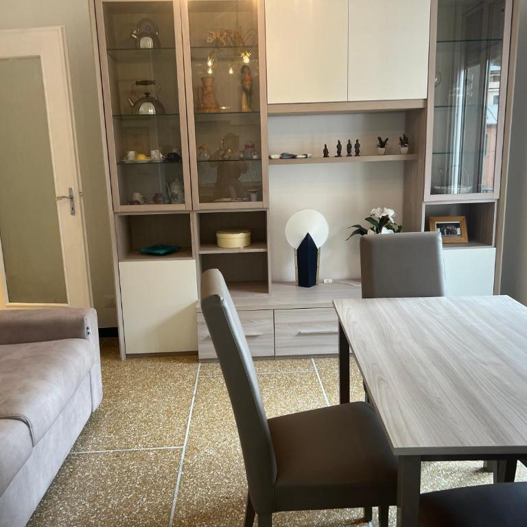 Artista - 10 min stazione - One-Bedroom Apartment with Balcony - 10