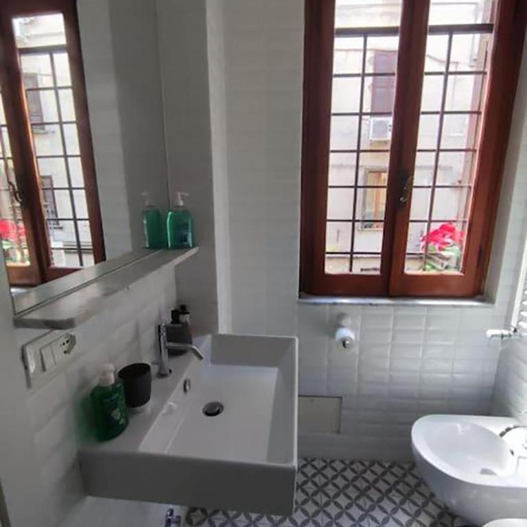 150 m dal Colosseo - Appartamento Minerva - Appartamento con 1 Camera da Letto - 24