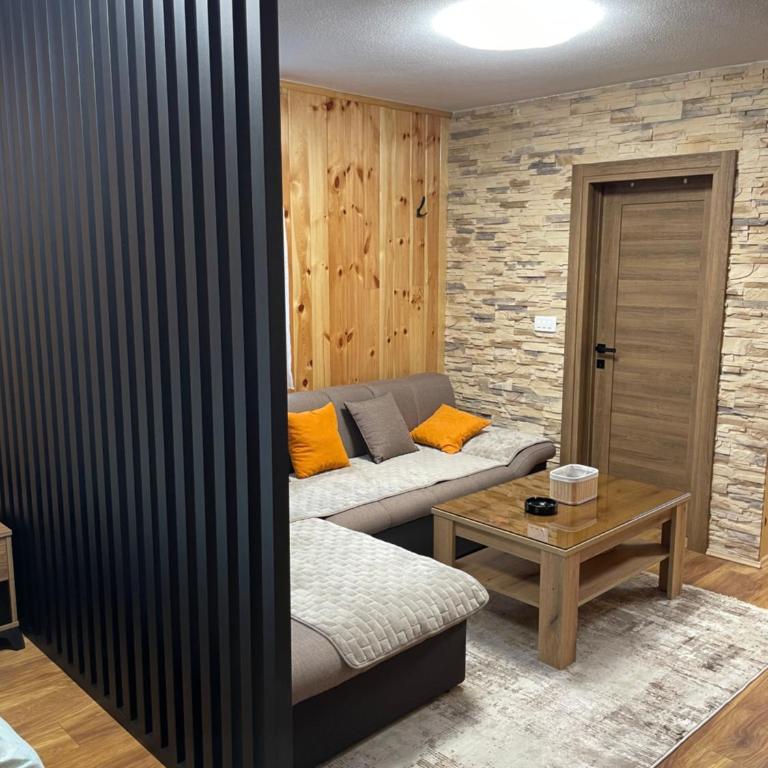 Vila&Apartments Helena - Dvokrevetna Soba sa Bračnim Krevetom i Pogledom na Park - 14