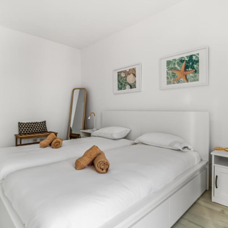 Meloneras Oceanview with Pool - Three-Bedroom Apartment - 18