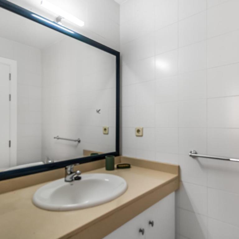 Meloneras Oceanview with Pool - Three-Bedroom Apartment - 37