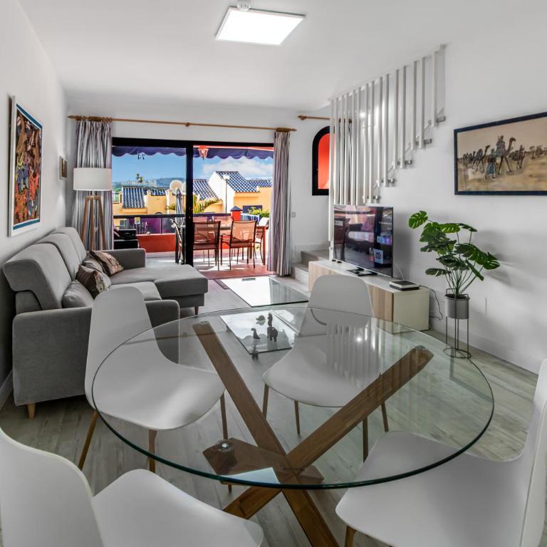 Meloneras Oceanview with Pool - Three-Bedroom Apartment - 33