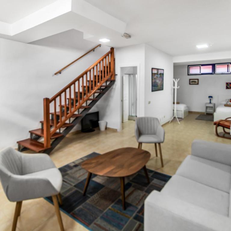Meloneras Oceanview with Pool - Three-Bedroom Apartment - 35