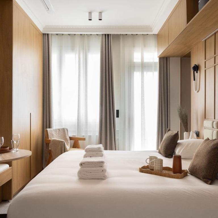 Love room avec Jacuzzi & Cinema-Gare Mont Parnasse - Deluxe Studio mit Kingsize-Bett - 2