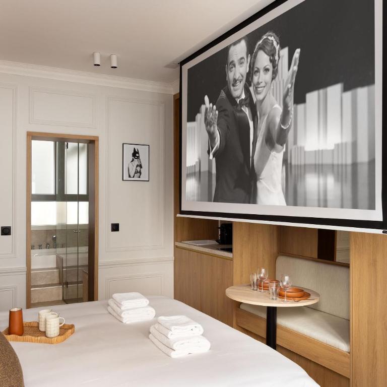 Love room avec Jacuzzi & Cinema-Gare Mont Parnasse - Deluxe Studio mit Kingsize-Bett - 1