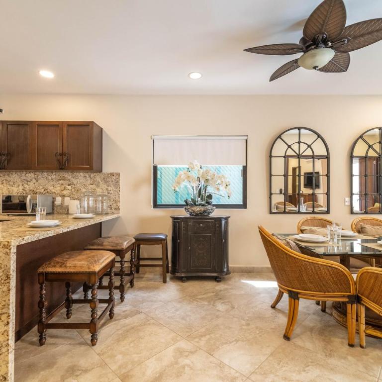 Luxury Playacar Villa 2 min Walk to Beach - Villa with Private Pool - 36