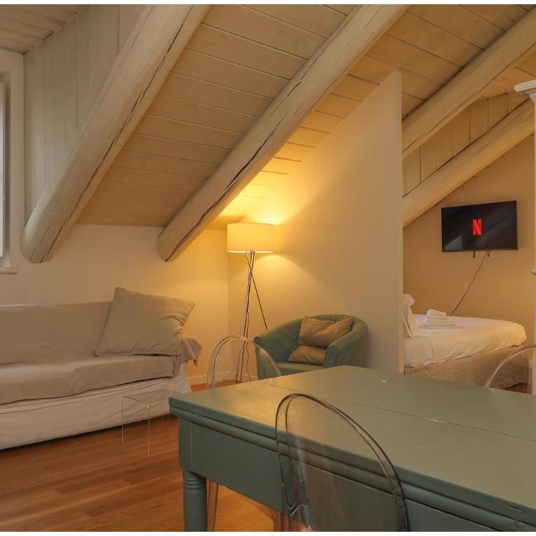 Art Heaven-Suite Graneri in Torino Centro - Appartamento con 1 Camera da Letto - 1